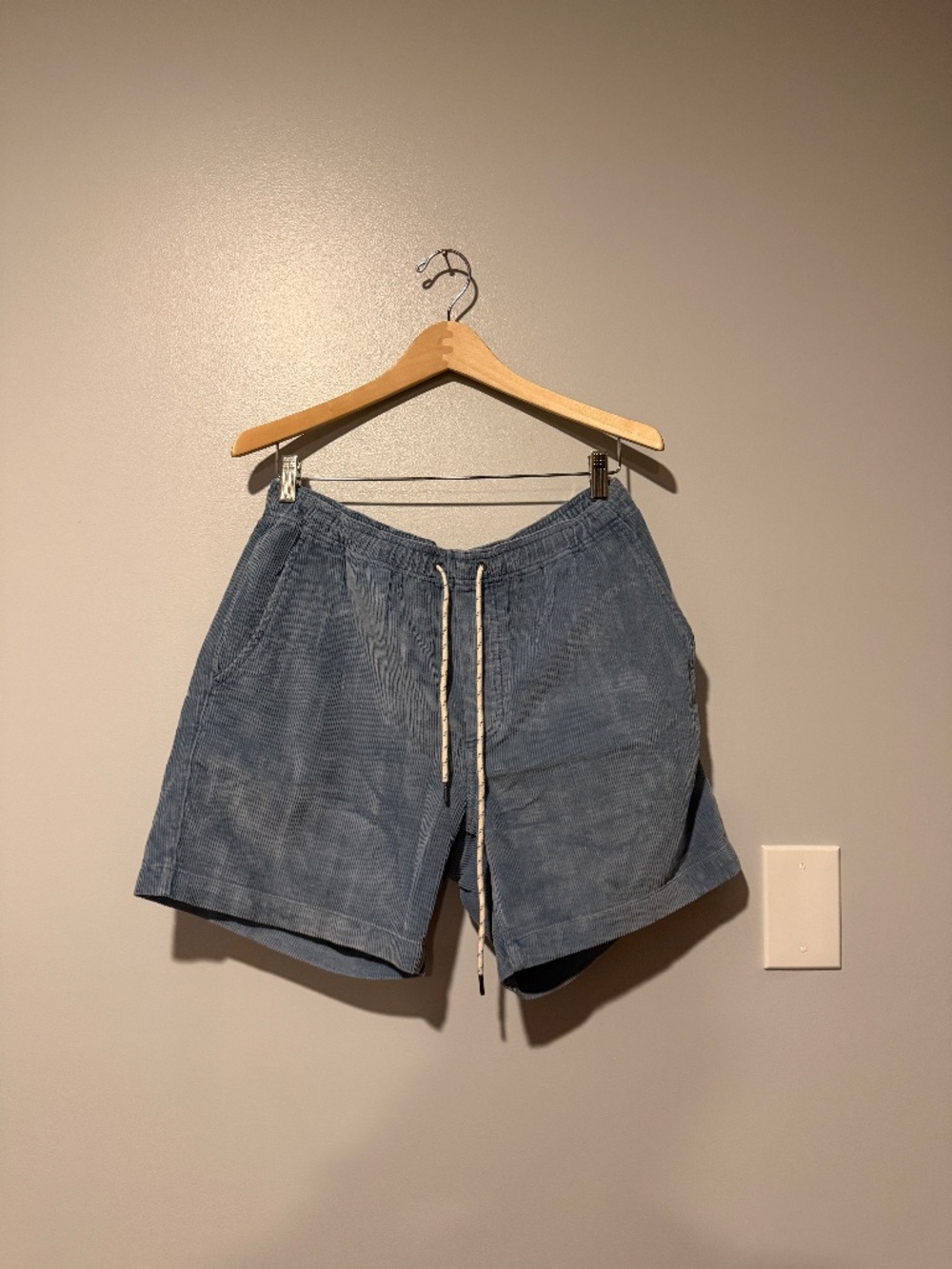 Faherty Essential Cord Short